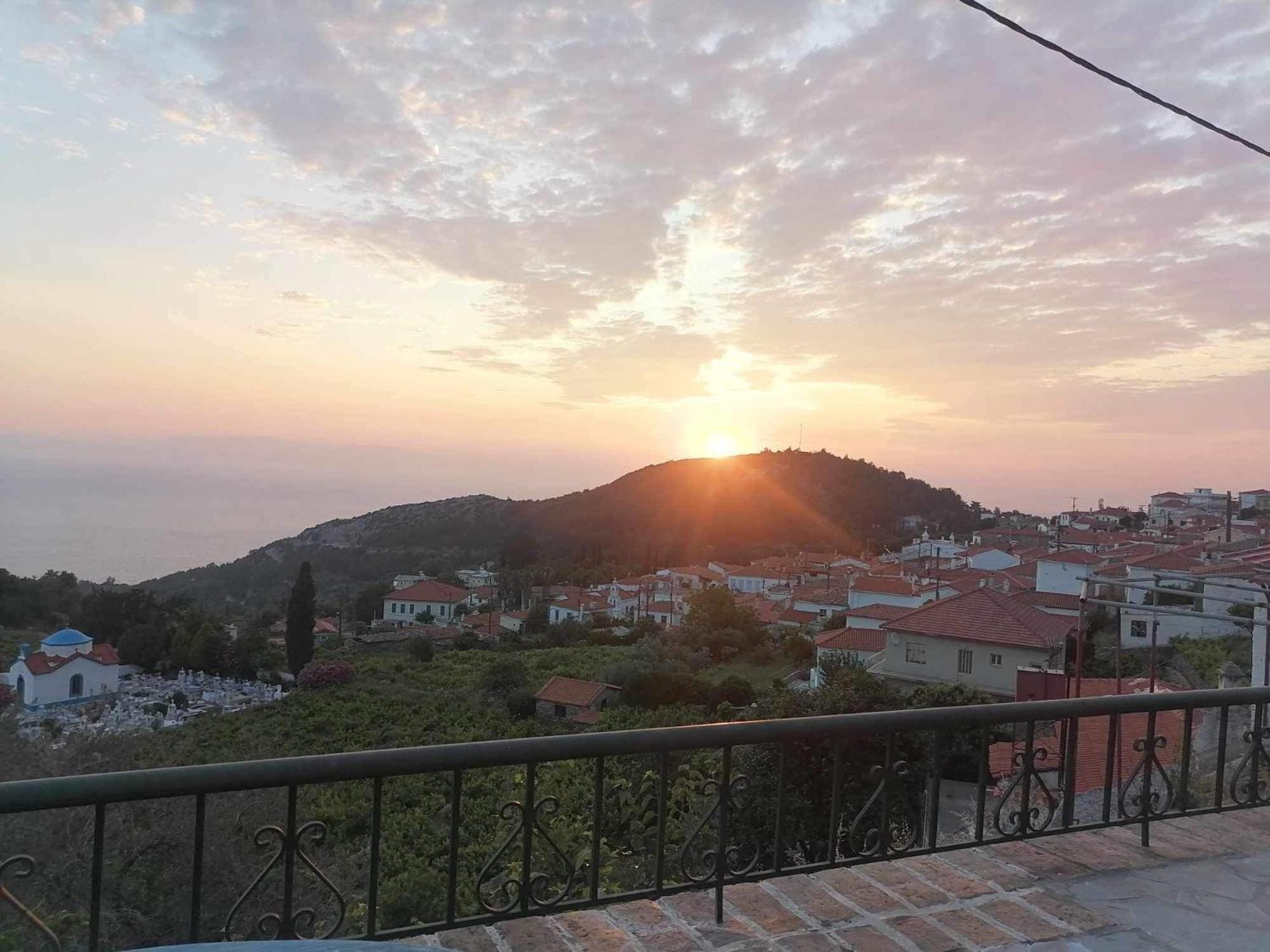 Grammatikis House Hotel Vourliotes Exterior photo